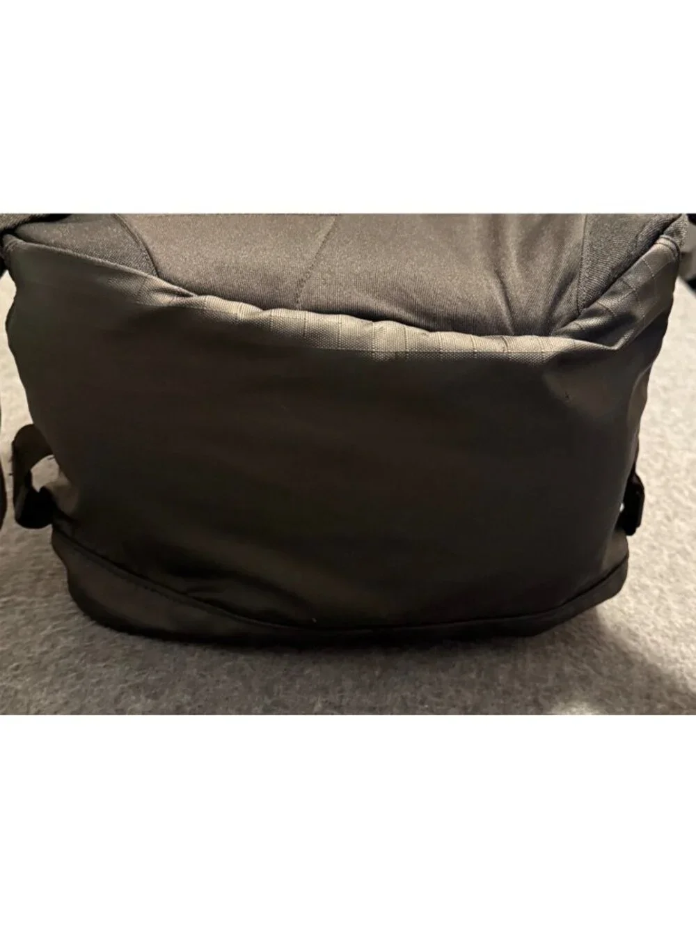 Nike Lacrosse Lazer Max Air Backpack Sport Travel Pocket Zip Sport Bag Blk Gray
